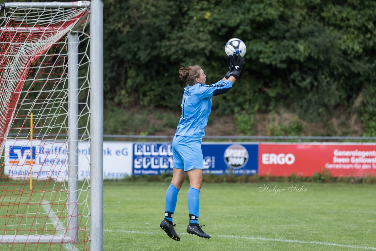 Bild 351 - F TuS Tensfeld - TSV Bargteheide : Ergebnis: 1:0